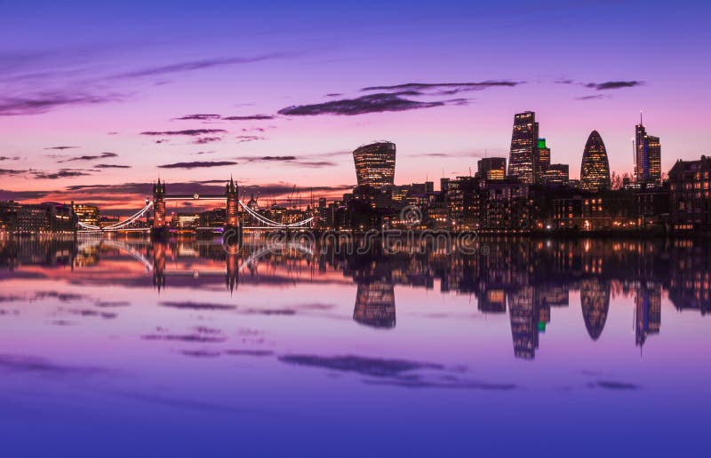 Arquitetura Da Cidade De Londres Durante O Por Do Sol Imagem de Stock