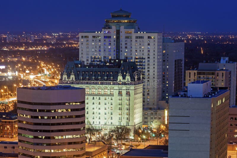 Arquitetura moderna de Winnipeg imagem de stock Arquitetura moderna de Winnipeg imagem de stock