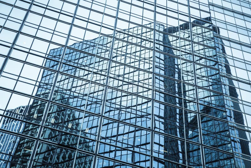 Arquitetura moderna Parede do arranha-céus imagens de stock