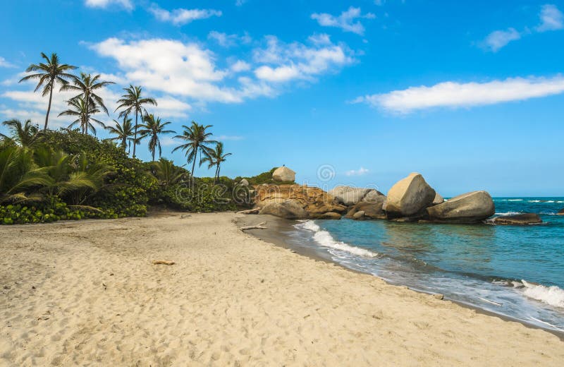 Arrecifes Plaża, Tayrona Park Narodowy, Kolumbia Zdjęcie Stock - Obraz  złożonej z lato, spokojny: 92385020