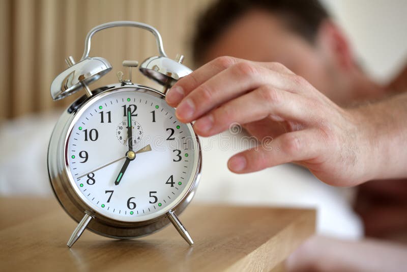 Arrêter une horloge d'alarme photo stock Arrêter une horloge d'alarme photo stock