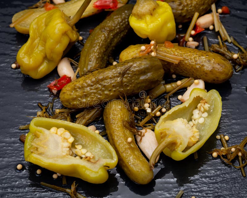 Eingelegte Cornichons — Rezepte Suchen