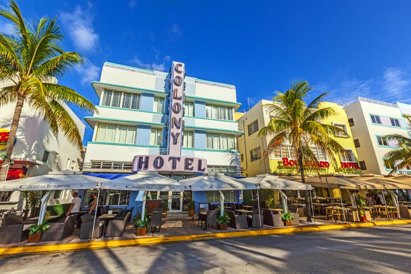 Art Deco Colony Hotel At Ocean Drive In Miami Beach Editorial Stock Photo - Image of drive ...