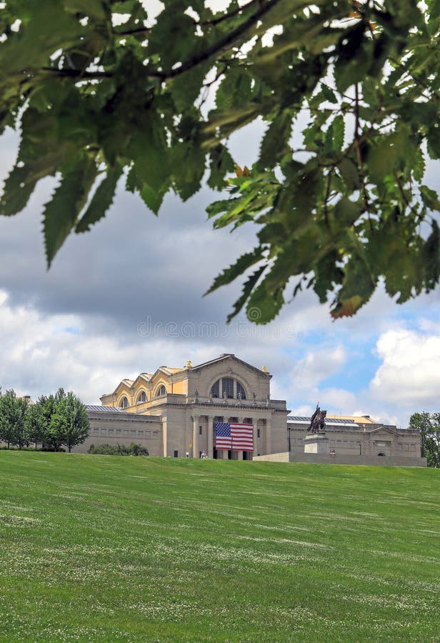Art Hill in St. Louis, Missouri Stockfoto Bild von mond, skulptur