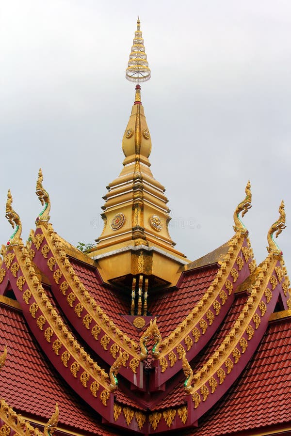 Arte thailandese nei templi immagini stock libere da diritti