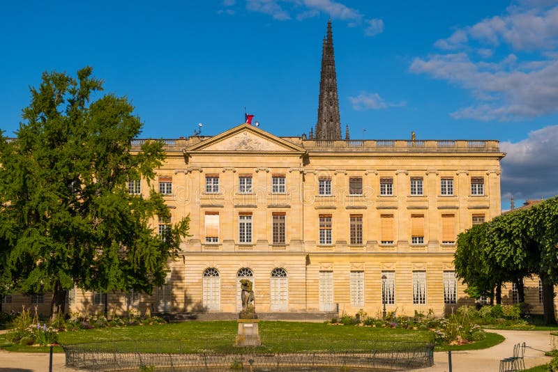 Arti di Beaux del DES di Musee nel parco pubblico di Jardin de la Mairie Bordeaux, l'Aquitania, Francia immagini stock Arti di Beaux del DES di Musee nel parco pubblico di Jardin de la Mairie Bordeaux, l'Aquitania, Francia immagini stock