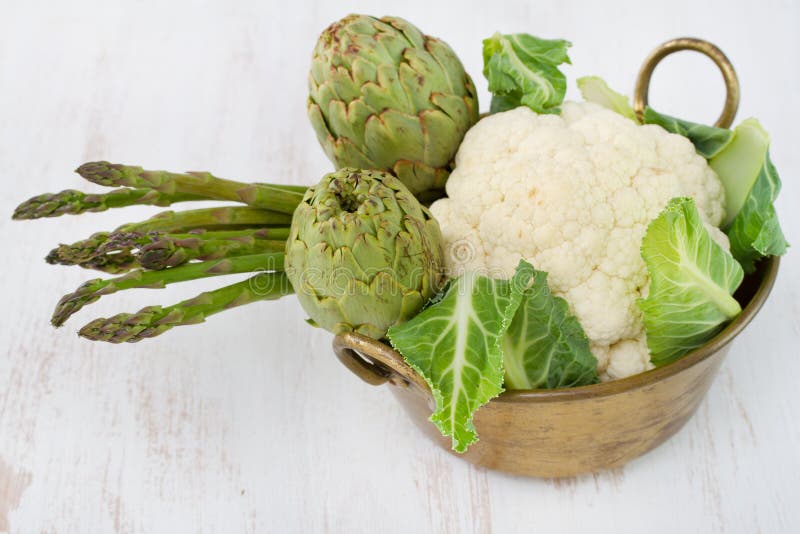 Artichoke with asparagus stock image. Image of nature 31096129