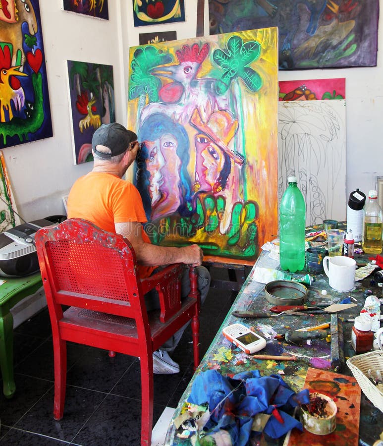 Artista Jose Fuster Nel Suo Studio. Immagine Stock Editoriale