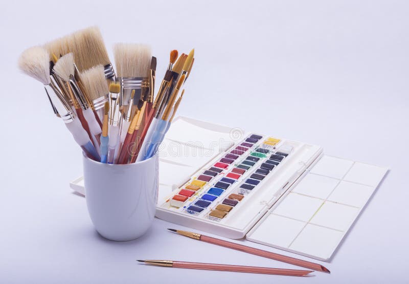 Materiais de Desenho e Pinturas com os Melhores Preços