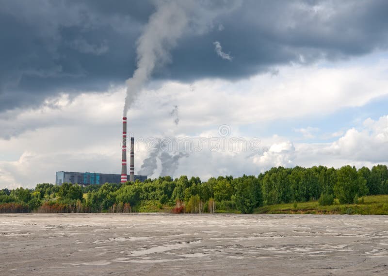 Power plant and ash-disposal area