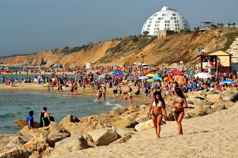 ashkelon beach