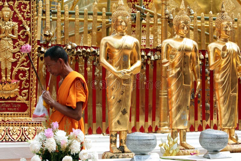 ASIA TAILANDIA CHIANG WAT DOI SUTHEP foto de archivo libre de regalías ASIA TAILANDIA CHIANG WAT DOI SUTHEP foto de archivo libre de regalías