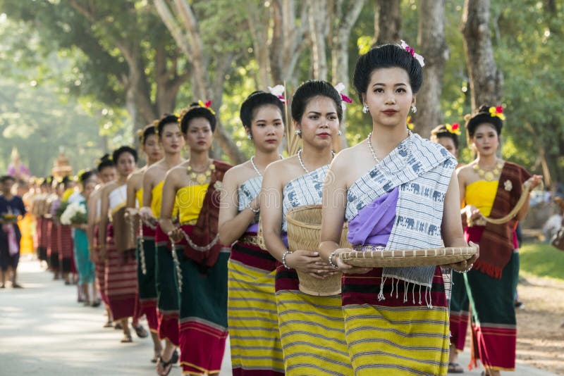 ASIA THAILAND SUKHOTHAI LOY KRATHONG TRADITION Editorial Stock Image ...