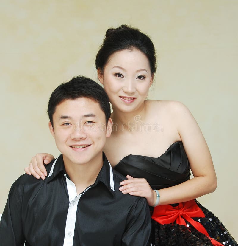 https://thumbs.dreamstime.com/b/asian-couple-21861803.jpg