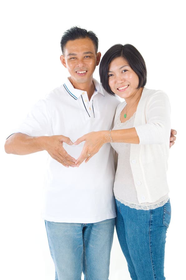 https://thumbs.dreamstime.com/b/asian-couple-happy-middle-aged-love-smiling-isolated-white-background-62122609.jpg