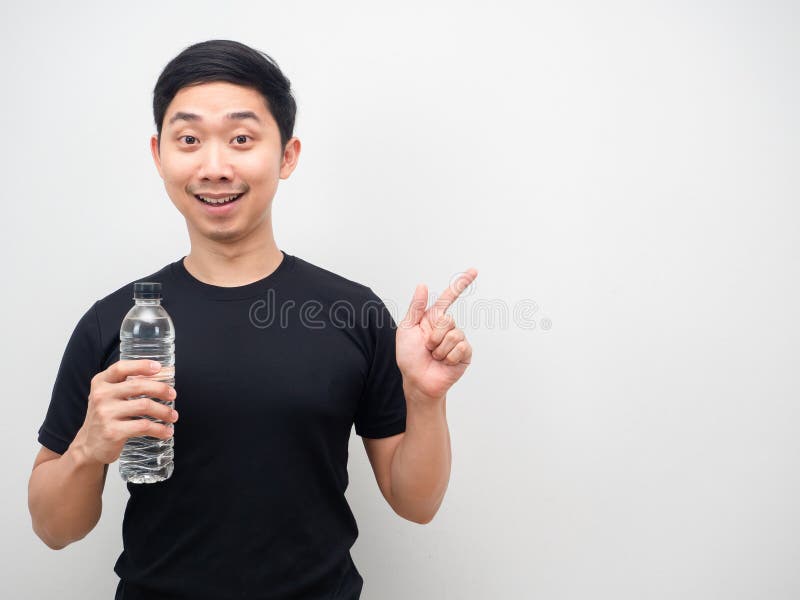 https://thumbs.dreamstime.com/b/asian-man-black-shirt-holding-water-bottle-point-finger-copy-space-white-background-asian-man-black-shirt-holding-water-bottle-232162722.jpg