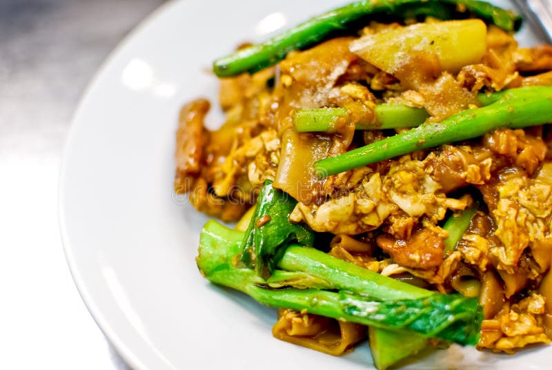 Asian style fried noodle