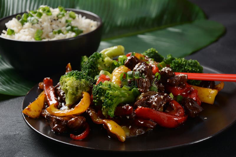 Asian Teriyaki Beef with Red and Yellow Bell Peppers, Broccoli and ...