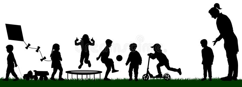 Asilo con bambini che giocano Socializzazione dei bambini Playground con vettore silhouette La mamma spinge suo figlio a giocare