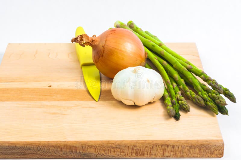 Asparagus on a chopping board