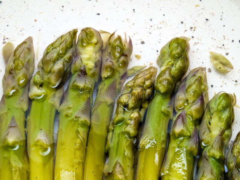 Asparagus salad