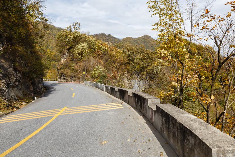 Asphalt road in the mountains royalty free stock images Asphalt road in the mountains royalty free stock images