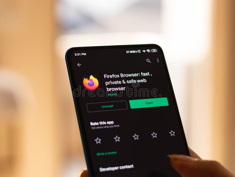 Assam, India – 9 juli 2020: Firefox Focus, een privacygerichte browser stock foto