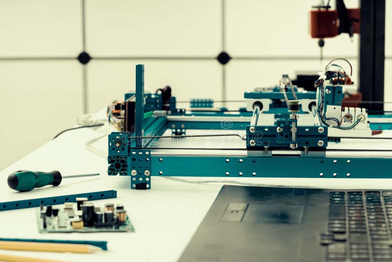 Assembling CNC Laser Cutting Machine for Precision Medical Equipment