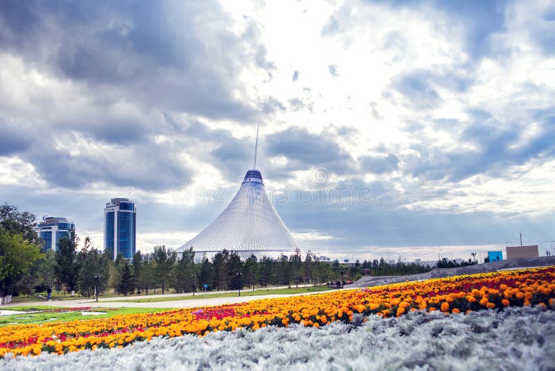 Astanastad, Kazachstan, 22 augustus 2018, vermaakcentrum royalty-vrije stock foto's