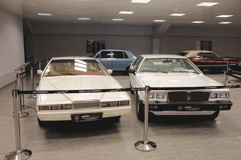 Download Aston Martin Lagonda Et Maserati Quattroporte Photo stock éditorial - Image du musée, aston: 56475228