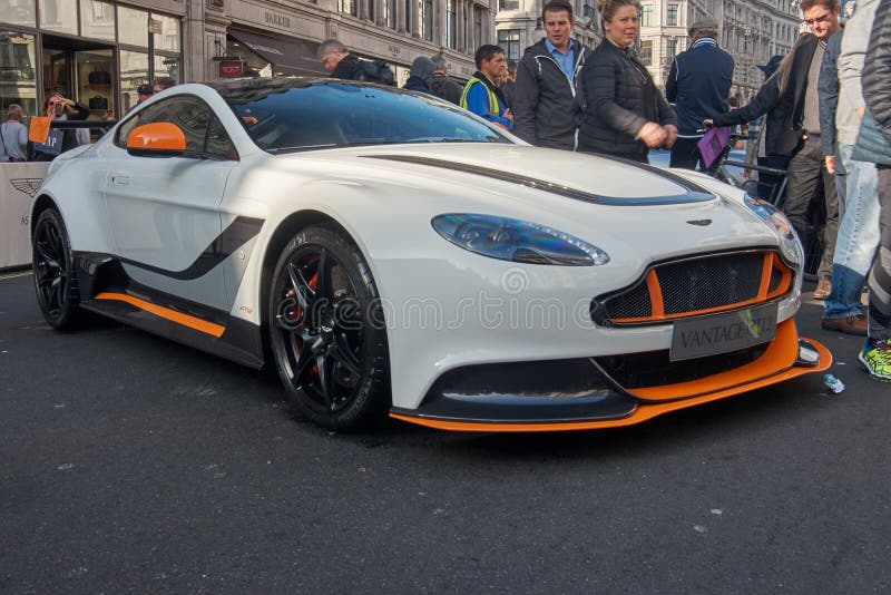 Aston martin vantage