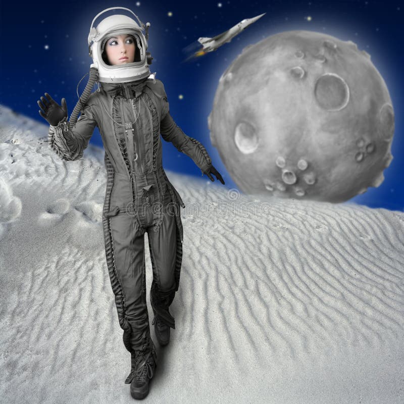 Astronautenart und weisestandplatzfrauen-Platzklagesturzhelm lizenzfreies stockbild Astronautenart und weisestandplatzfrauen-Platzklagesturzhelm lizenzfreies stockbild