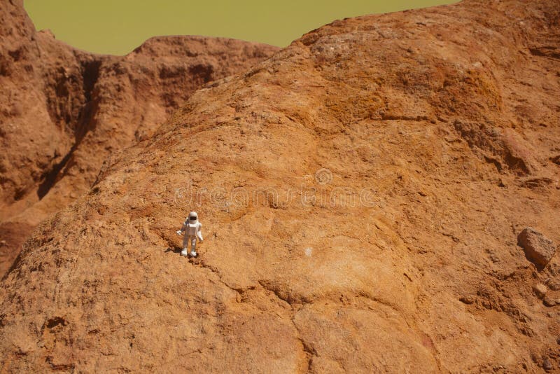Astronautul explorează conceptul Marte royalty free stock image
