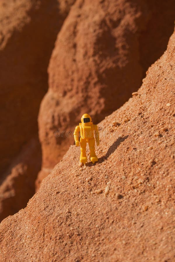 Astronautul explorează conceptul Marte royalty free stock photos