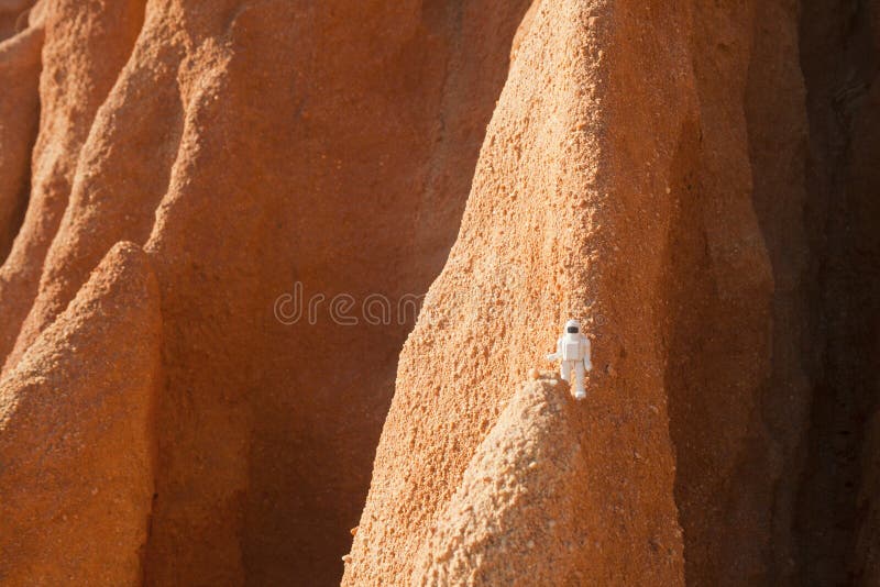 Astronautul explorează conceptul Marte royalty free stock images