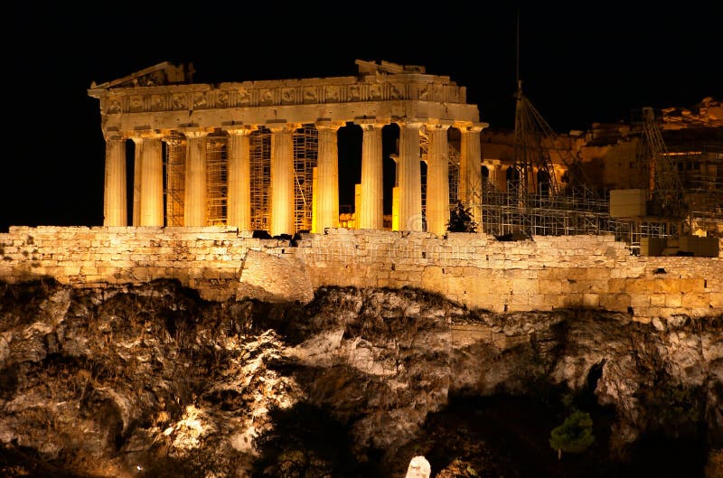 Grécko, atény, na noc.