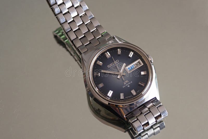 SEIKO AUTOMATIC LM 5606-7610T Editorial Stock Image - Image of time,  collection: 209120619
