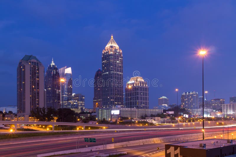 Atlanta śródmieście przy półmrokiem fotografia royalty free Atlanta śródmieście przy półmrokiem fotografia royalty free