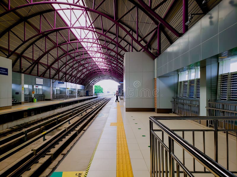 Light rail transit station hi-res stock photography and images - Page 3 -  Alamy