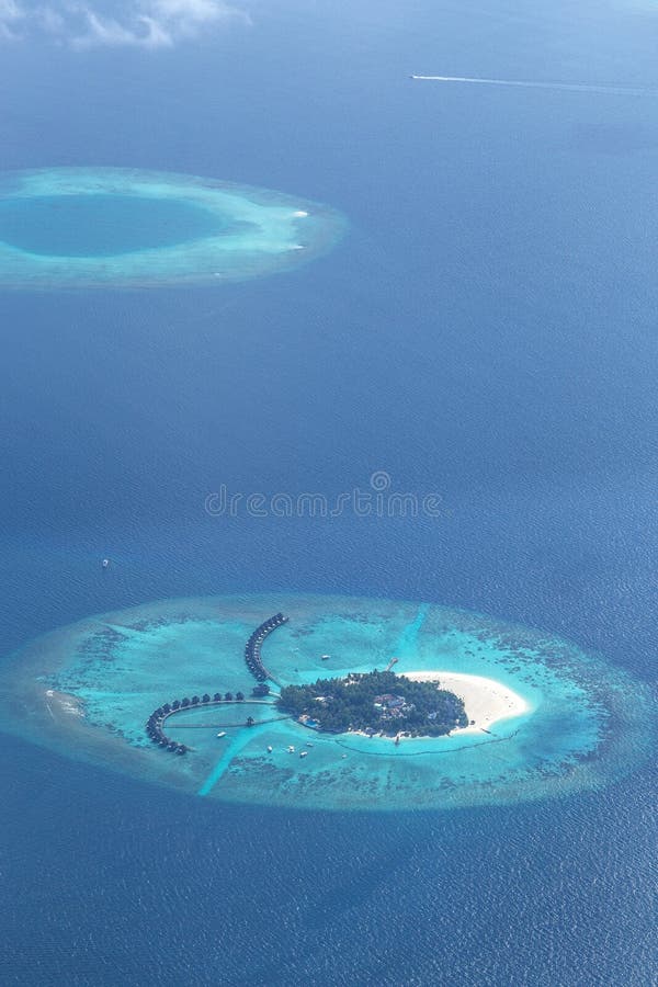Atol wyspa Maldives od powietrza zdjęcia stock Atol wyspa Maldives od powietrza zdjęcia stock