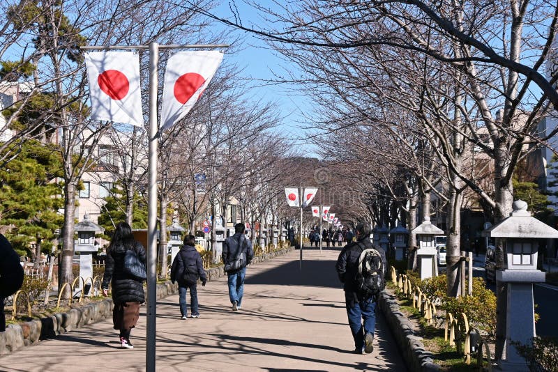 Tourist attractions in Japan Kamakura â€™Tsurugaoka Hachimangu shrineâ€™ This is famous as a shrine related to Minamoto no Yoritomo, the first shogun of Kamakura Shogunate. Tourist attractions in Japan Kamakura â€™Tsurugaoka Hachimangu shrineâ€™ This is famous as a shrine related to Minamoto no Yoritomo, the first shogun of Kamakura Shogunate.