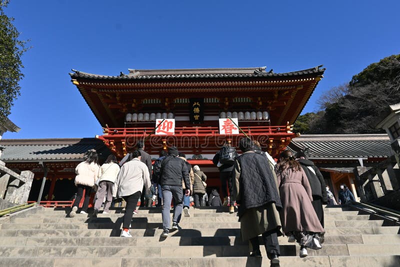 Tourist attractions in Japan Kamakura â€™Tsurugaoka Hachimangu shrineâ€™ This is famous as a shrine related to Minamoto no Yoritomo, the first shogun of Kamakura Shogunate. Tourist attractions in Japan Kamakura â€™Tsurugaoka Hachimangu shrineâ€™ This is famous as a shrine related to Minamoto no Yoritomo, the first shogun of Kamakura Shogunate.