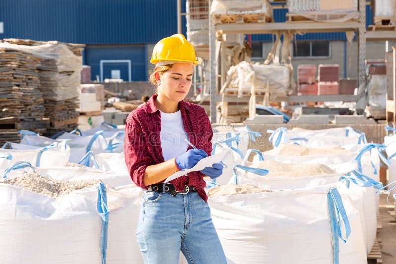 510 Warehouse Materials Manager Stock Photos Free & RoyaltyFree