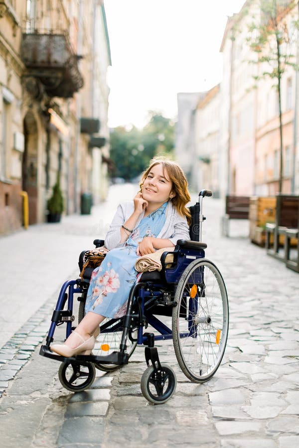 Attractive disabled athlete woman with prosthetic leg Stock Photo by  vadymvdrobot