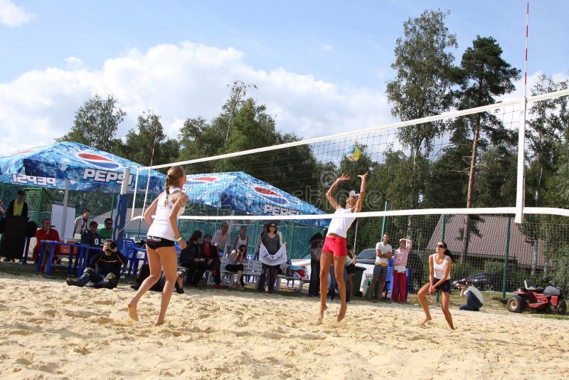 Attractive Girls In Shorts Playing Volleyball On The Beach Moscow 07 Attractive Girls In Shorts Playing Volleyball On The Beach Moscow 07