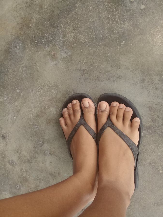 Sexy Asian Toes