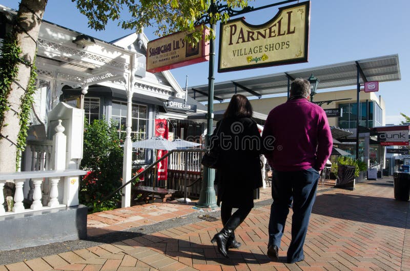 Auckland - Parnell Road. AUCKLAND, NZ - MAY 29:Visitors in Parnell Road on May 29 2013.Parnell is Aucklands oldest suburb famed for its boutique style stores Auckland - Parnell Road. AUCKLAND, NZ - MAY 29:Visitors in Parnell Road on May 29 2013.Parnell is Aucklands oldest suburb famed for its boutique style stores