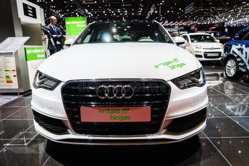 Audi A3 Sportback g-Tron Erdgas/biogás, exposição automóvel Genebra 2015 foto de stock Audi A3 Sportback g-Tron Erdgas/biogás, exposição automóvel Genebra 2015 foto de stock