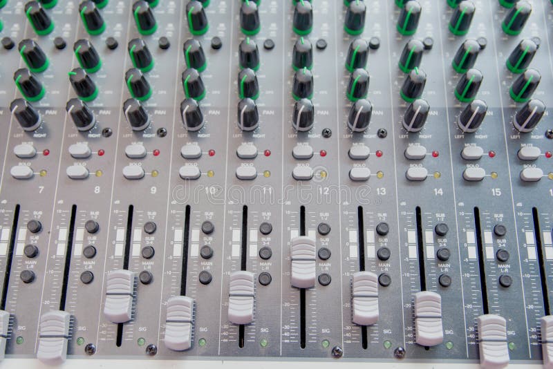 Attenuatore Passivo Suono - Regolabile -40dB, Con Uscite 6.5mm E 3.5mm, Per Registrazione E Live - Foto 13