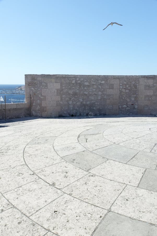 Auf dem Dach von Chateau d'If, Marseille, Frankreich lizenzfreies stockbild Auf dem Dach von Chateau d'If, Marseille, Frankreich lizenzfreies stockbild
